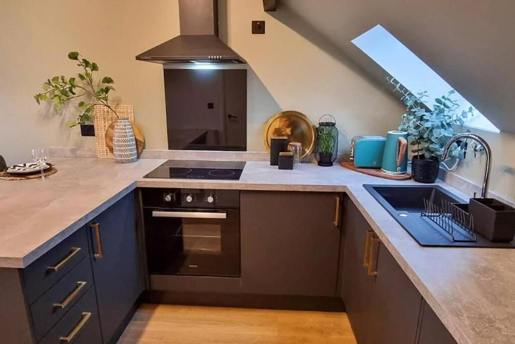Super Stylish Apartment In Urmston Flat 3 외부 사진